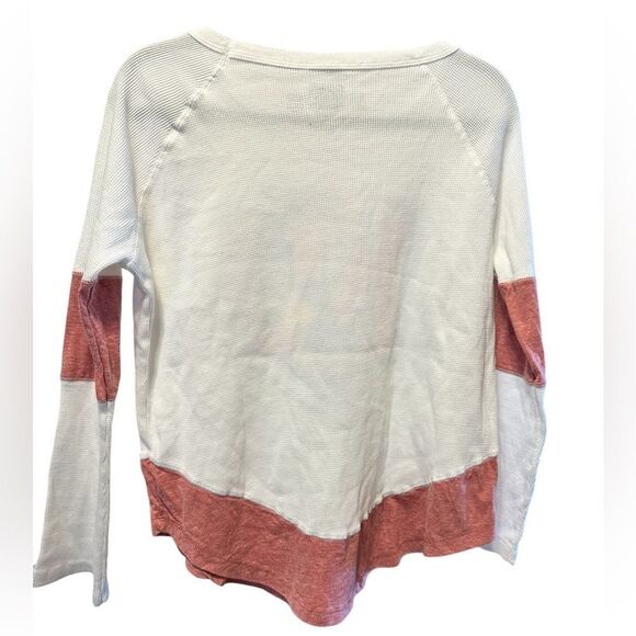 NWT Fanatics Women’s Kansas Jayhawks Boyfriend Thermal Long Sleeve Top Shirt - S - Picture 5 of 7